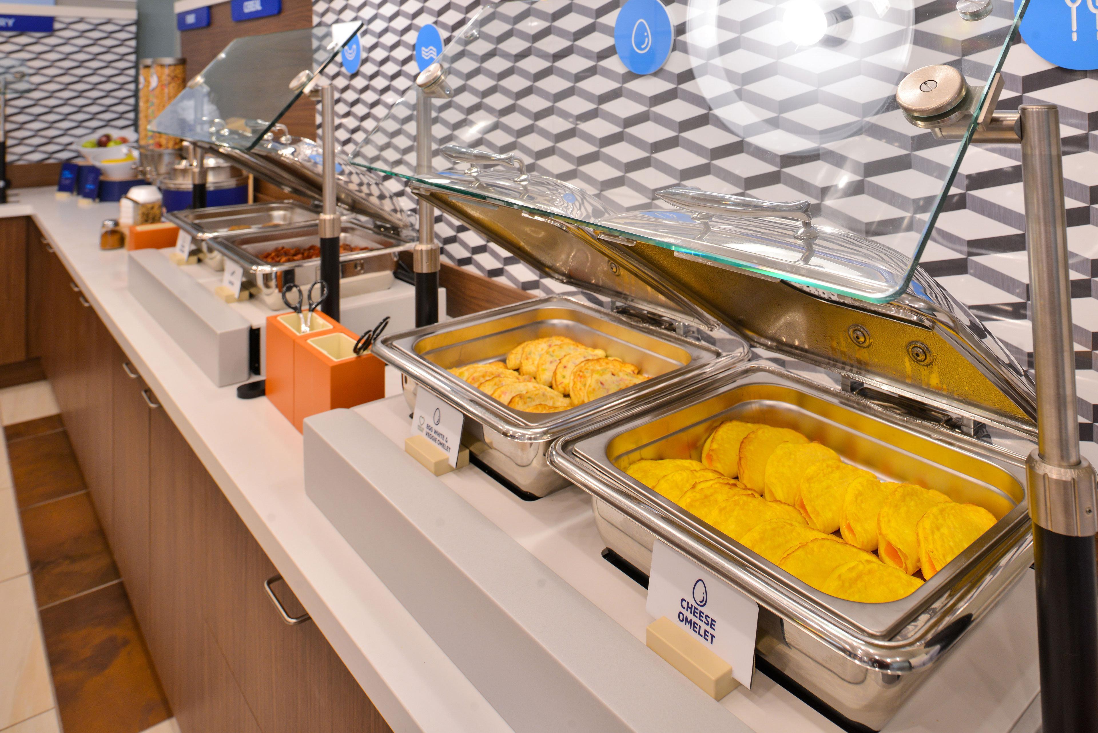 Holiday Inn Express Hotel & Suites Mcpherson By Ihg Extérieur photo