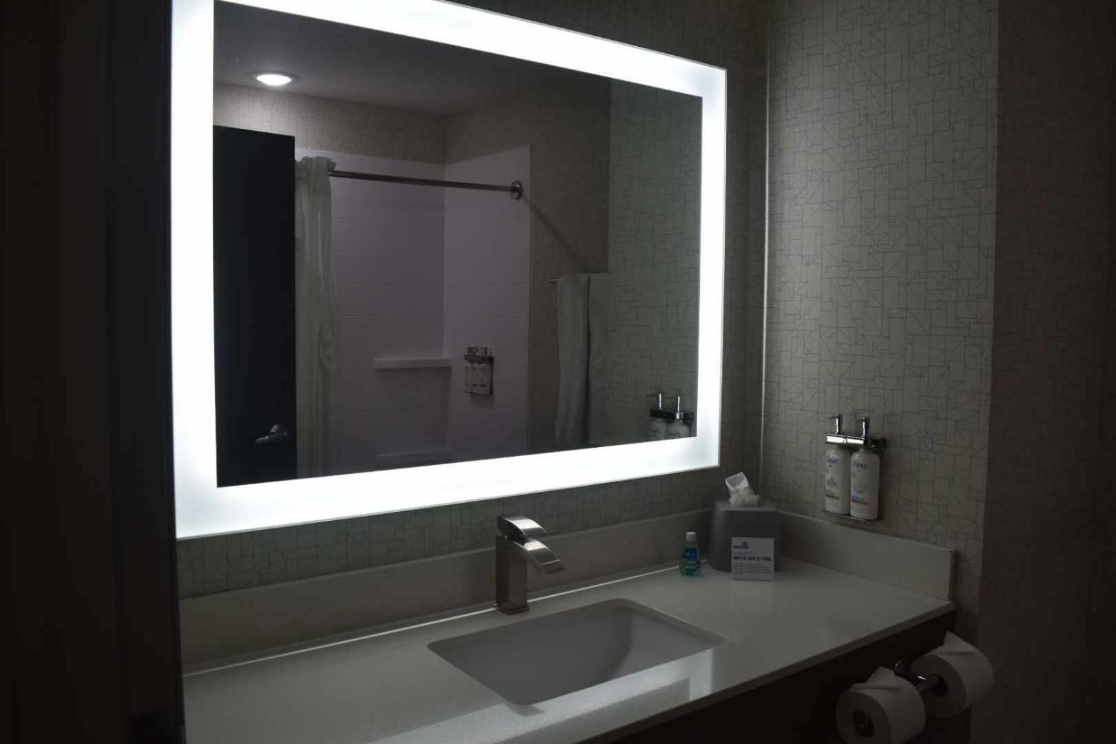 Holiday Inn Express Hotel & Suites Mcpherson By Ihg Extérieur photo